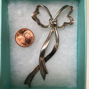 Silver Tiffany Bow Pin